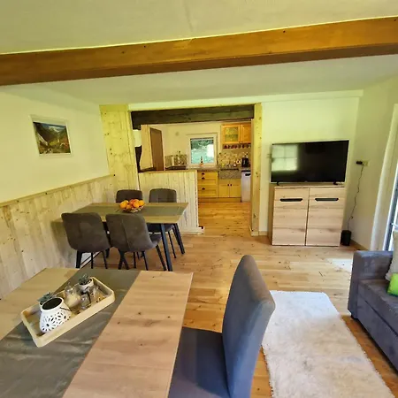 Casa vacanze Mit Bergblick Am Wald *